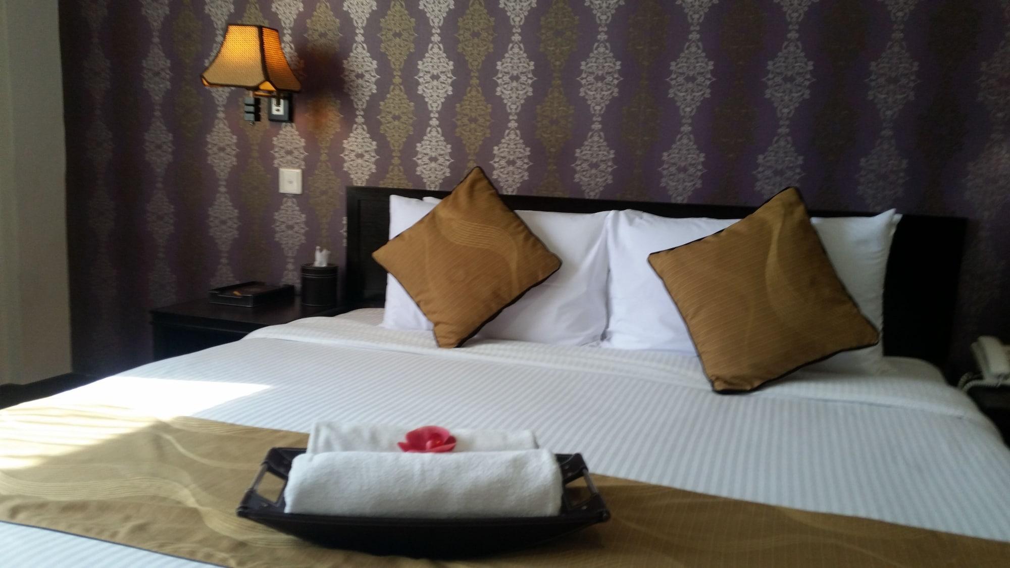 Carlton Hotel Shah Alam Bagian luar foto